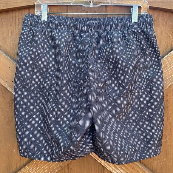 Men's Goodfellow Black/White Geometric Patterned Swim Shorts Size Medium. EUC! - Picture 2 of 4